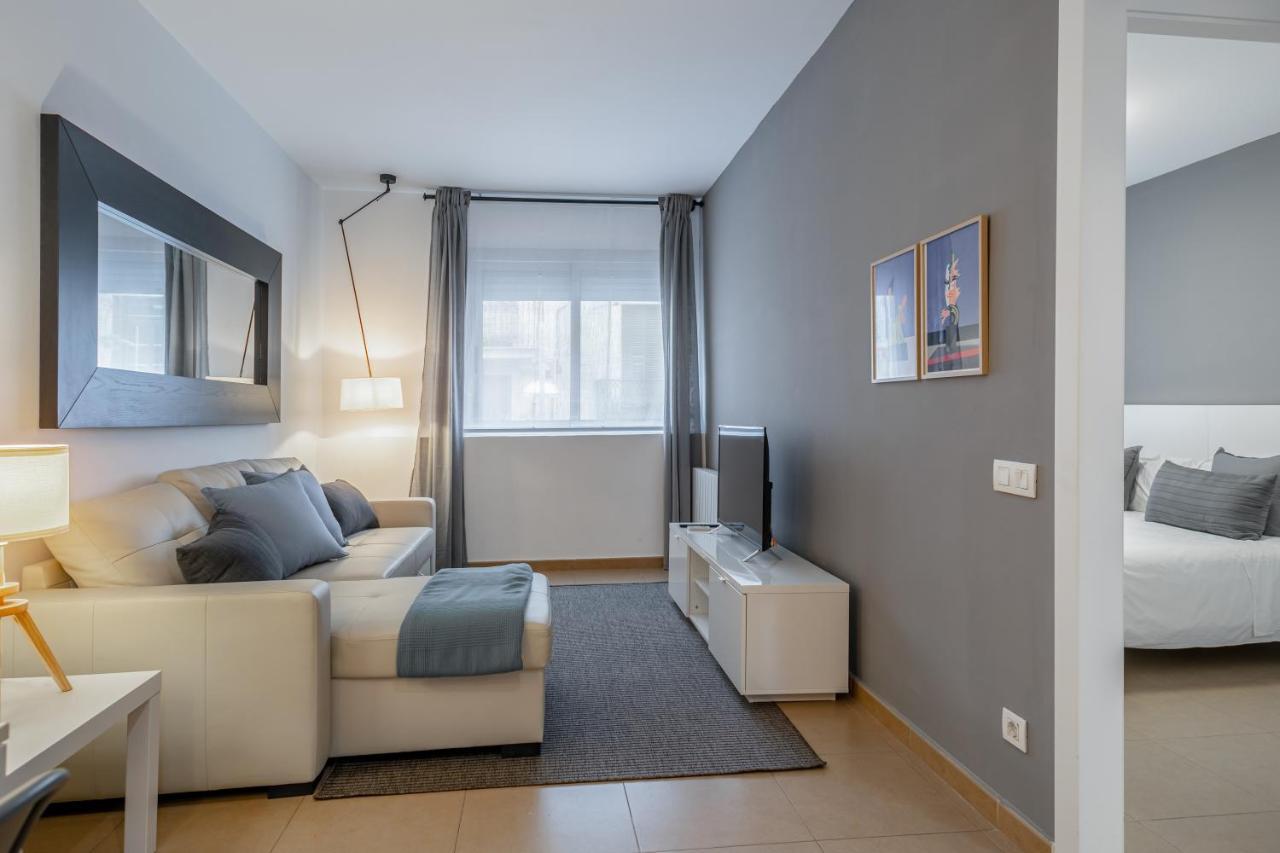 Inside Barcelona Apartments Salva Екстериор снимка