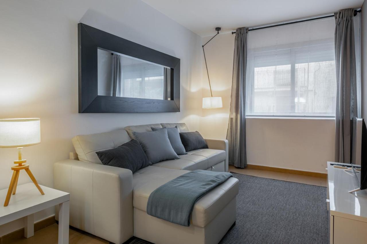 Inside Barcelona Apartments Salva Екстериор снимка