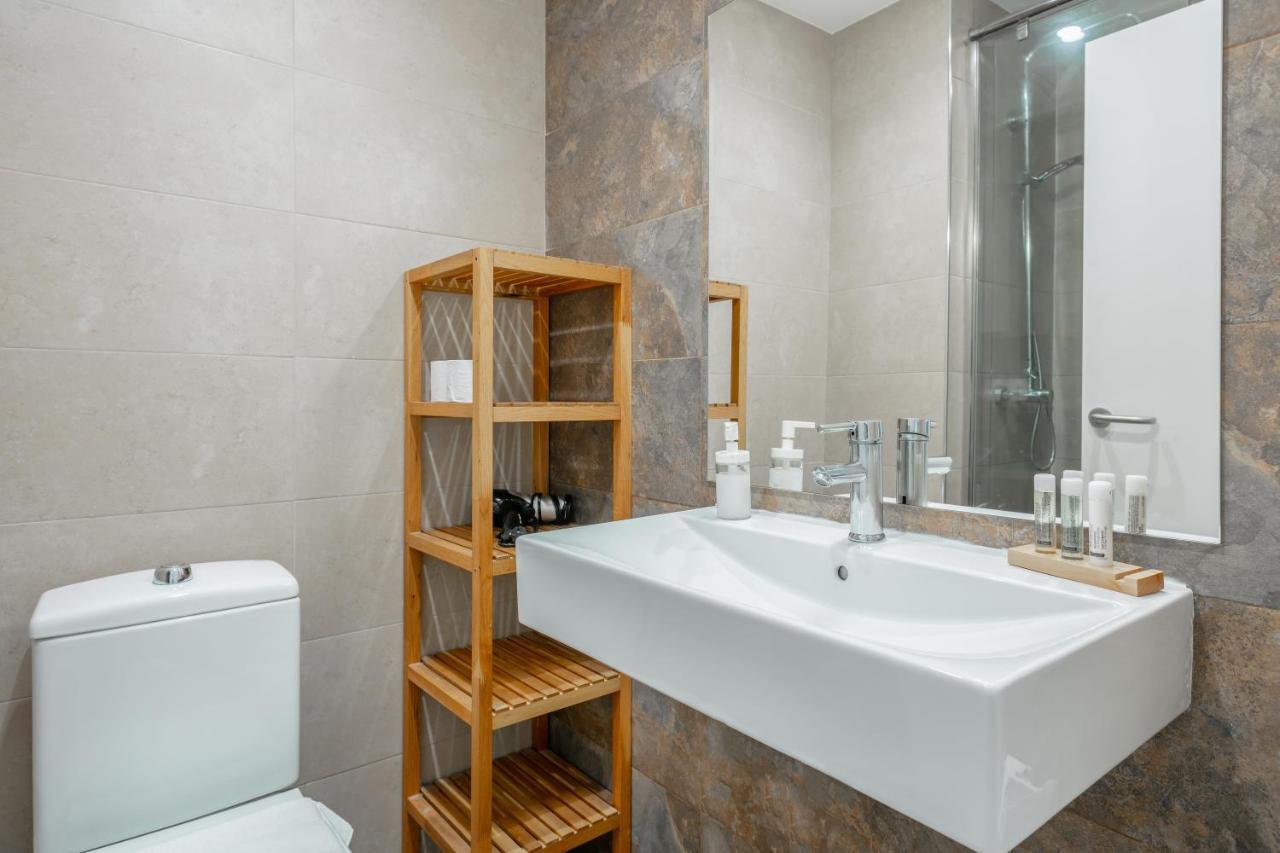 Inside Barcelona Apartments Salva Екстериор снимка