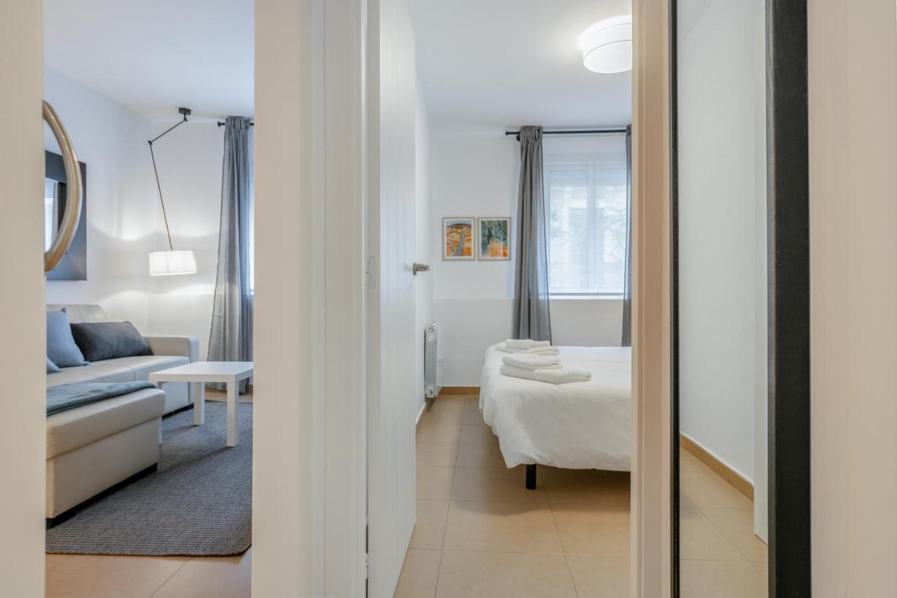 Inside Barcelona Apartments Salva Екстериор снимка