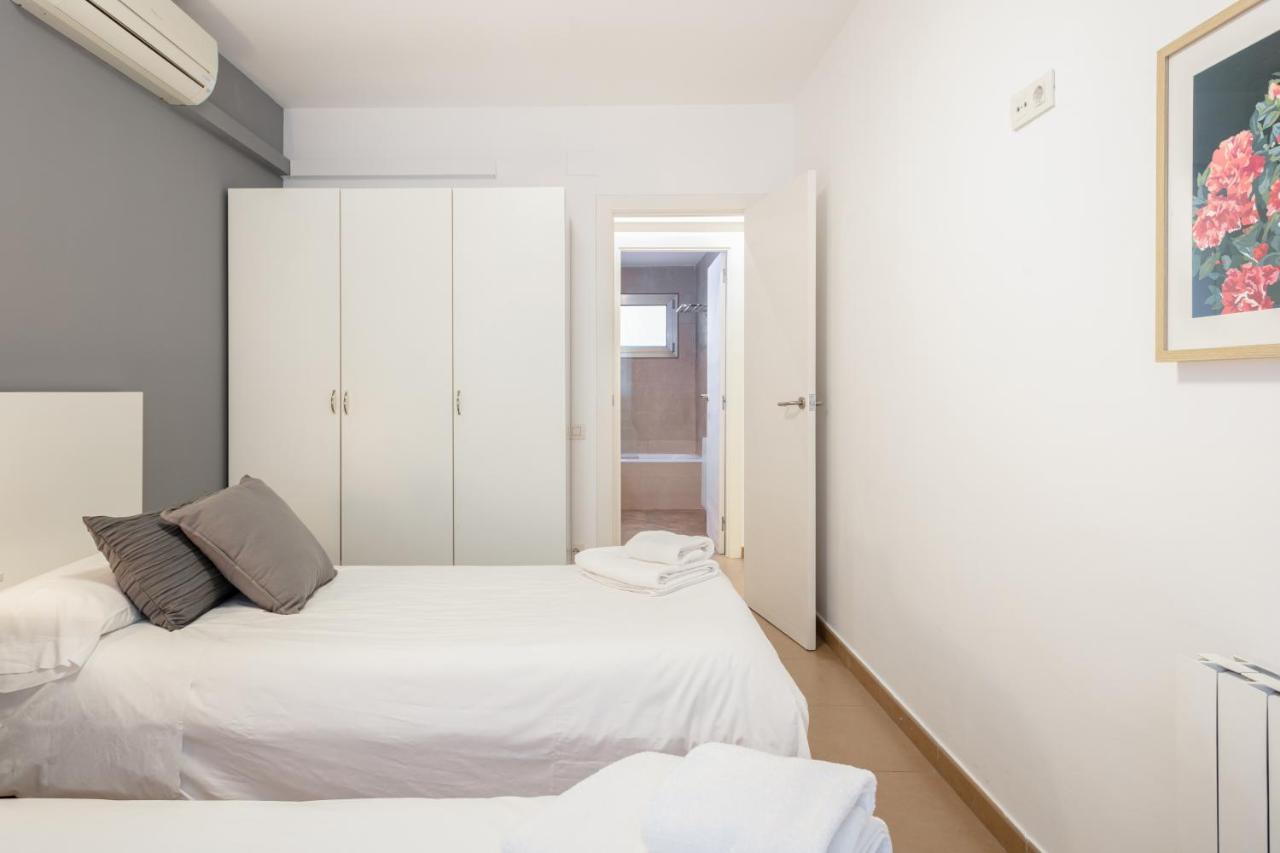 Inside Barcelona Apartments Salva Екстериор снимка