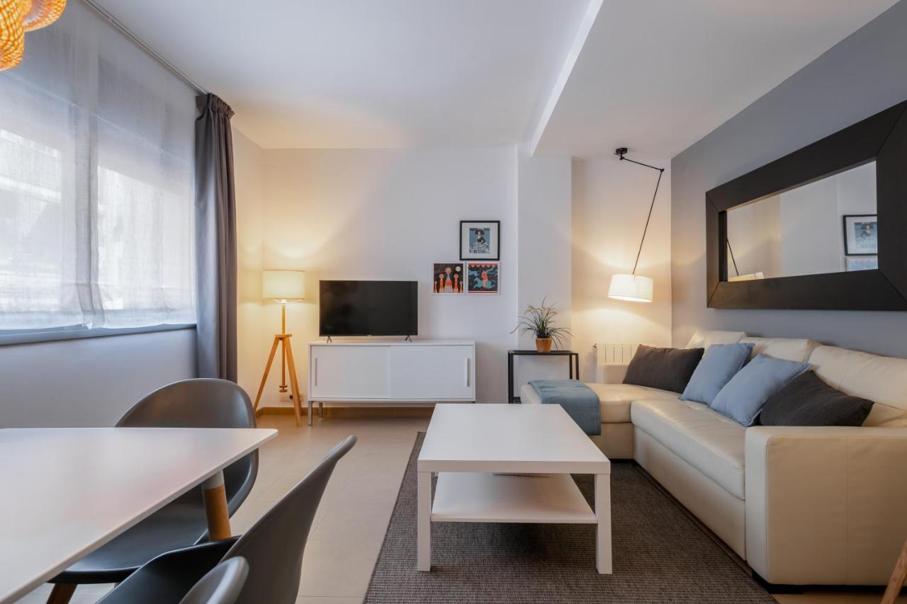 Inside Barcelona Apartments Salva Екстериор снимка