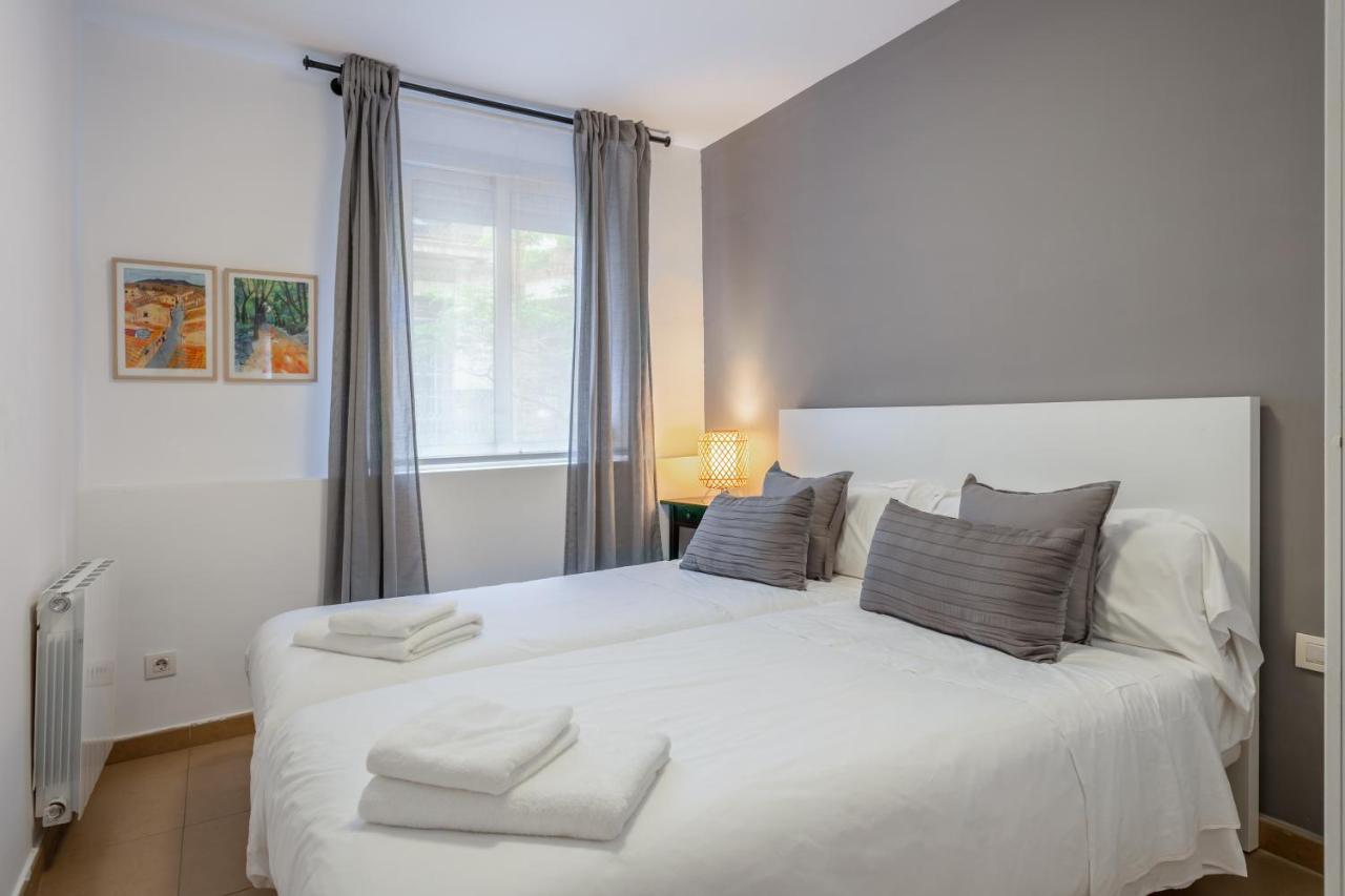 Inside Barcelona Apartments Salva Екстериор снимка