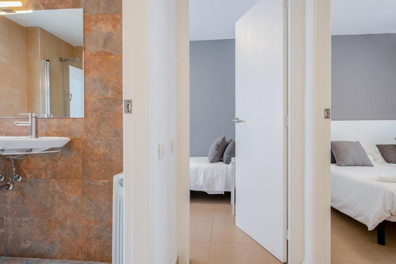 Inside Barcelona Apartments Salva Екстериор снимка