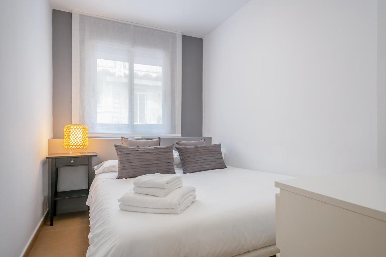 Inside Barcelona Apartments Salva Екстериор снимка